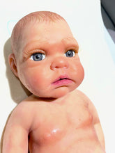 Cargar imagen en el visor de la galería, Reborns Silicona 50 cm niña